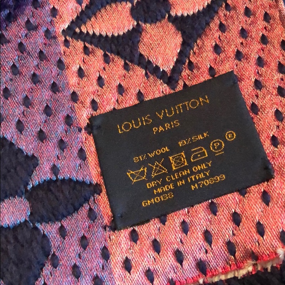 Sold❣️LV logo mania rainbow scarf 🌈 - Picture 5 of 8